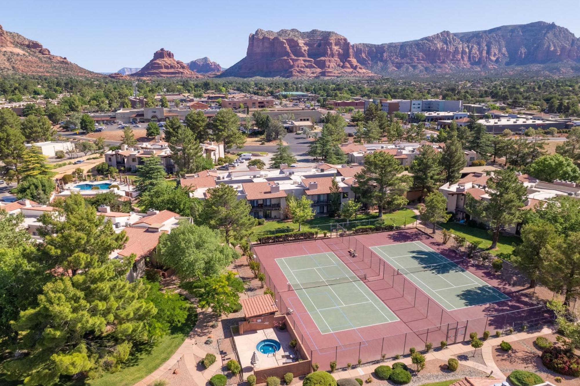 Cozy Sedona Retreat - Pool, Spa, Pickleball Exterior photo